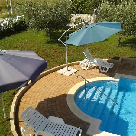 Сasa de vacaciones Vila Martina - #128157