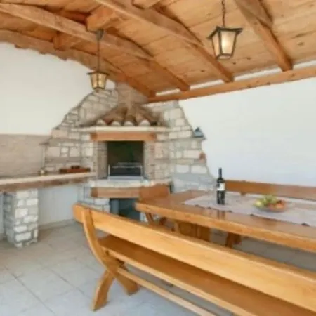 Vila Martina - #128157 Kaštel